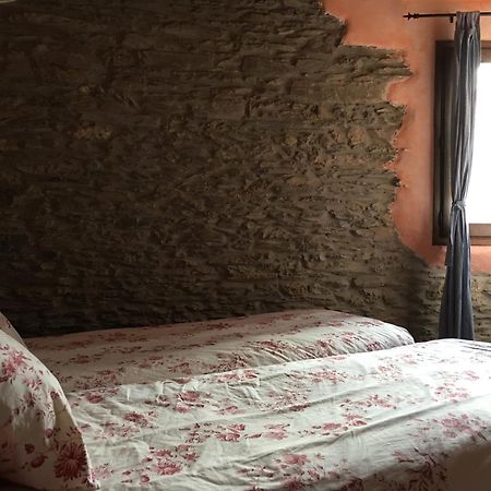 Lo Paller de Roc Montescladó Chambre photo