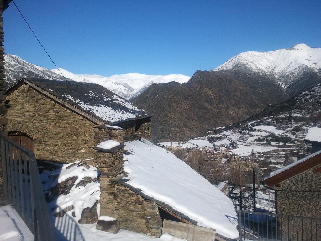 Lo Paller de Roc Montescladó Extérieur photo